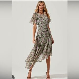 ASTR the label flutter sleeve midi dress